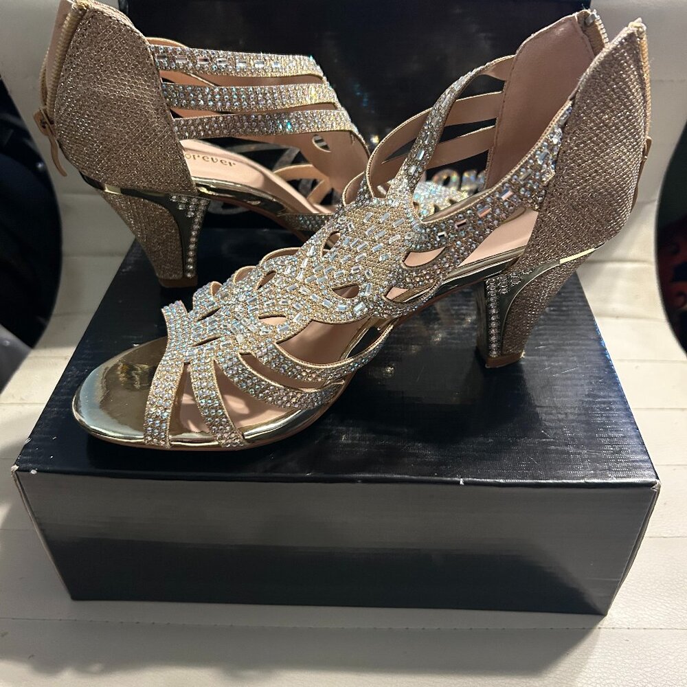 Forever Glitter Shoes Like New